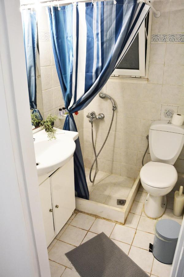 Comfy House In فاركيزا المظهر الخارجي الصورة